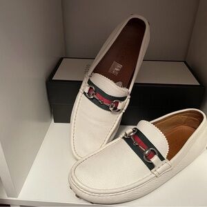 Gucci White Leather Horsebit Loafers with Red and Green Web 8.5